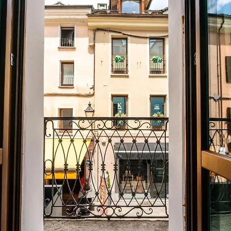 Apartment Centre - Sant'anselmo *